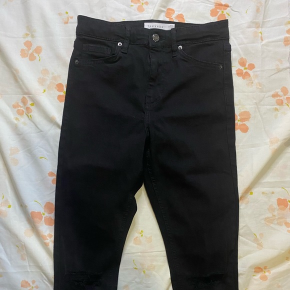 Jamie black denim jeans w26 petite torn knees, fits like an XS 25 - Picture 3 of 6